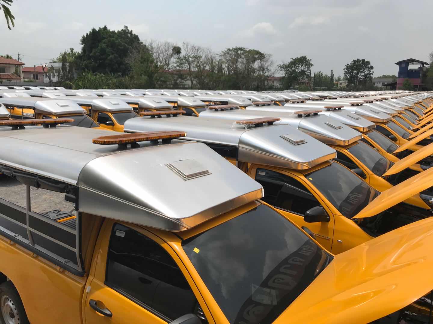 News What is the purpose of a light bar on a truck？