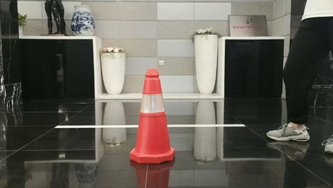 Cono de tráfico fantástico (6).gif